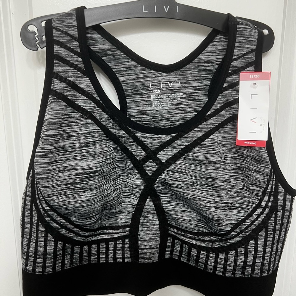 LIVI Active Cacique Sports bra 18/20, New w/Tag